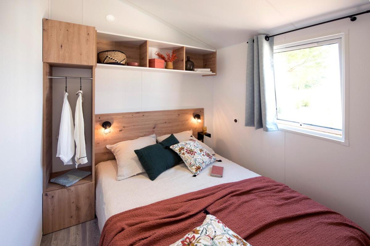 Camping Le Rey Louvie Juzon エクステリア 写真