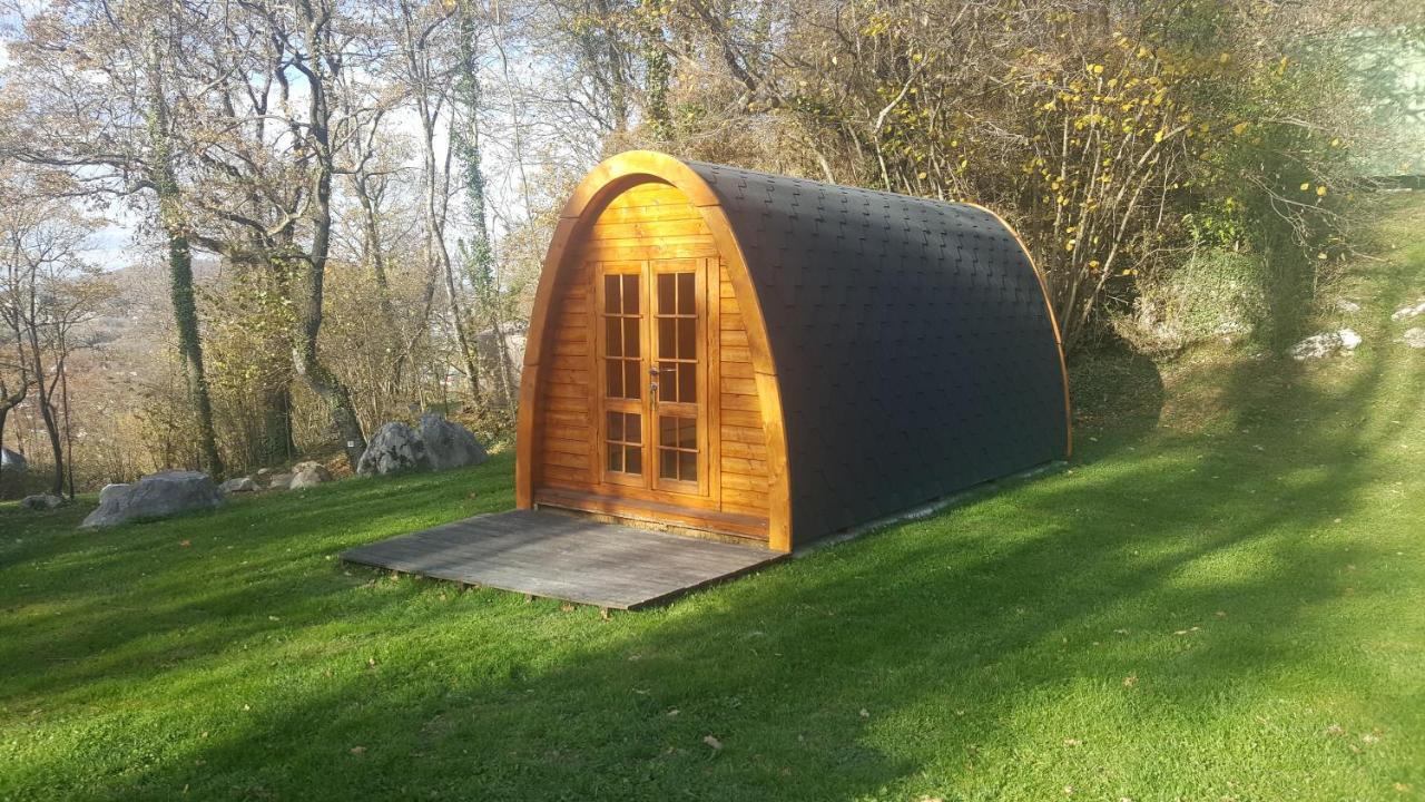 Camping Le Rey Louvie Juzon エクステリア 写真