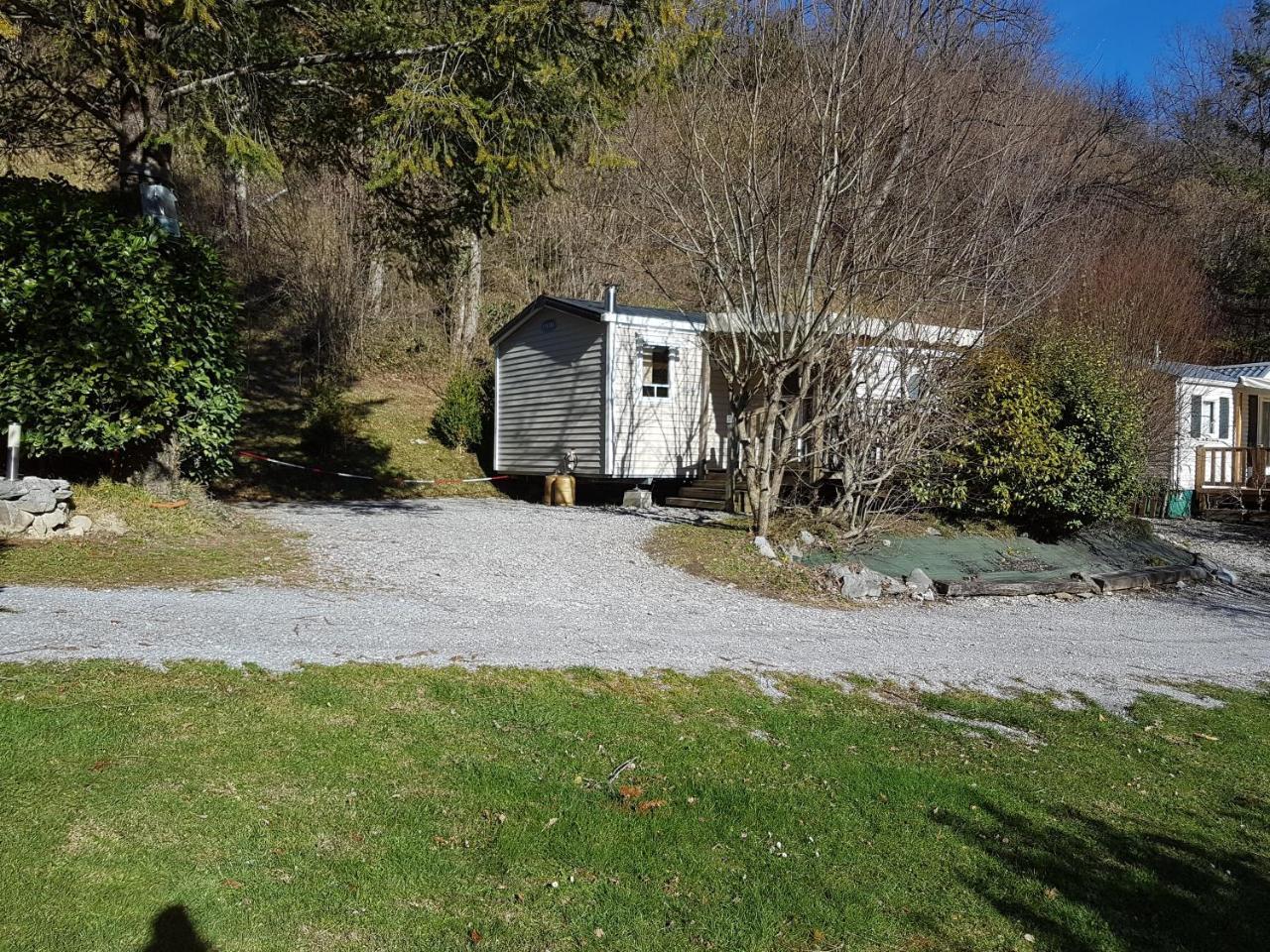 Camping Le Rey Louvie Juzon エクステリア 写真